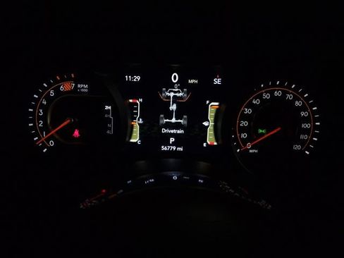 Used 2024 Jeep Wrangler Unlimited Sahara AWD/4WD image 19
