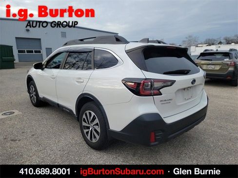 Used 2021 Subaru Outback Premium image 4