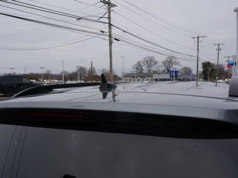 Certified 2023 Volkswagen Atlas SE w/ Panoramic Sunroof Package image 50