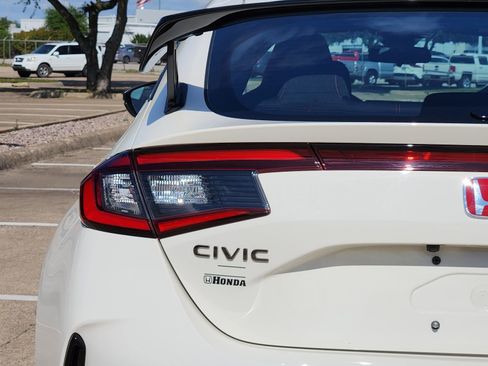 Used 2024 Honda Civic Type R image 15