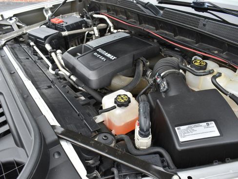 Used 2021 GMC Sierra 1500 SLT image 51