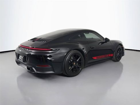Certified 2026 Porsche 911 Carrera RWD image 7