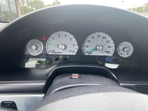 Used 2004 Ford Thunderbird RWD image 12