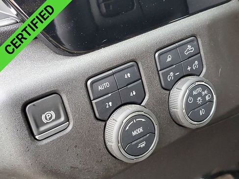 Used 2025 Chevrolet Silverado 2500 LT image 35