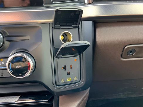 Used 2024 Ford F250 King Ranch w/ Chrome Package image 33