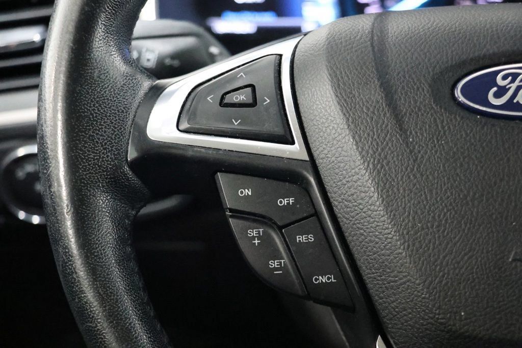 Used 2021 Ford Edge SEL FWD image 21