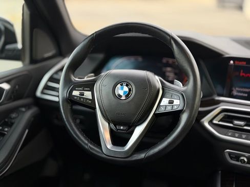 Used 2021 BMW X5 xDrive40i w/ Premium Package image 12