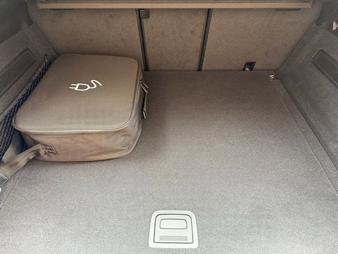 New 2024 Porsche Cayenne Turbo image 22