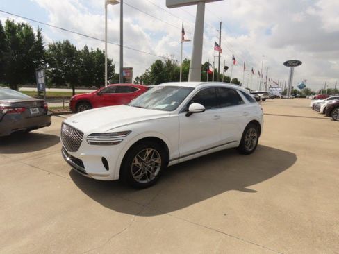 Used 2025 Genesis GV70 2.5T AWD/4WD image 2