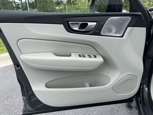 New 2026 Volvo XC60 B5 Ultra w/ Protection Package Premier image 6