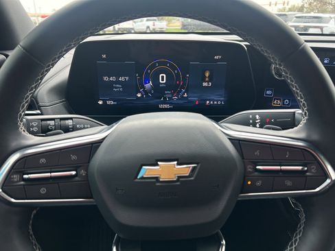 Certified 2025 Chevrolet Traverse LT image 37