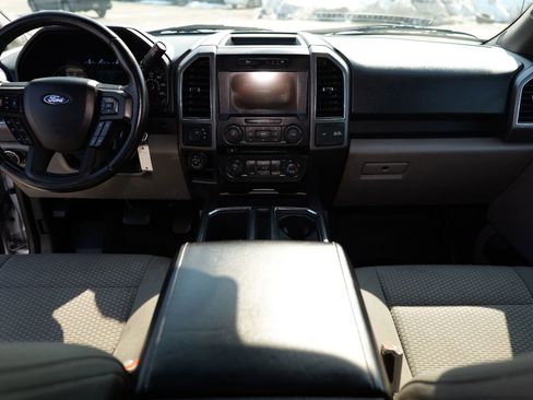 Used 2017 Ford F150 XLT w/ Equipment Group 302A Luxury image 18