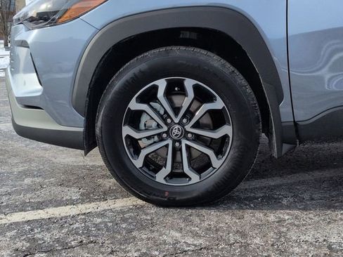 Certified 2026 Toyota Corolla Cross SE image 11