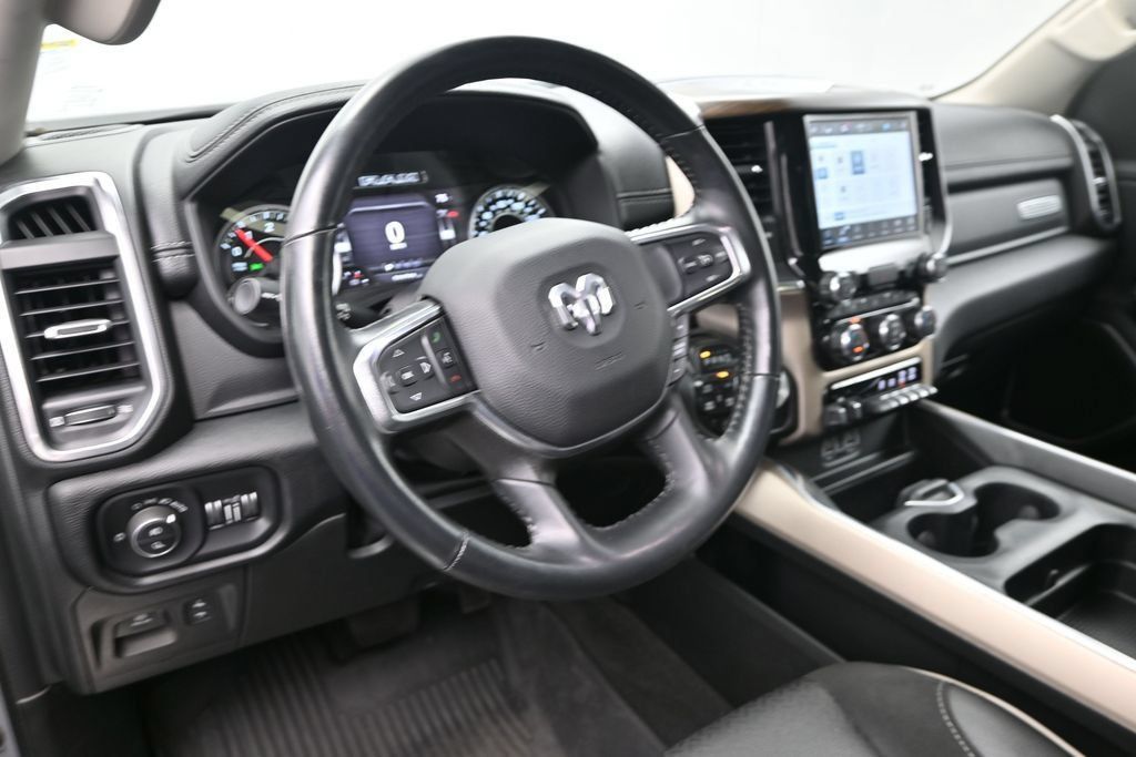Used 2022 RAM 1500 Laramie AWD/4WD image 22