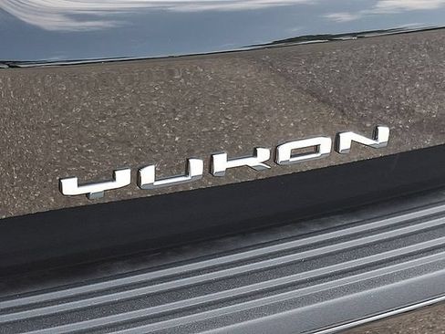 New 2026 GMC Yukon Elevation w/ Elevation Premium Package AWD/4WD image 19