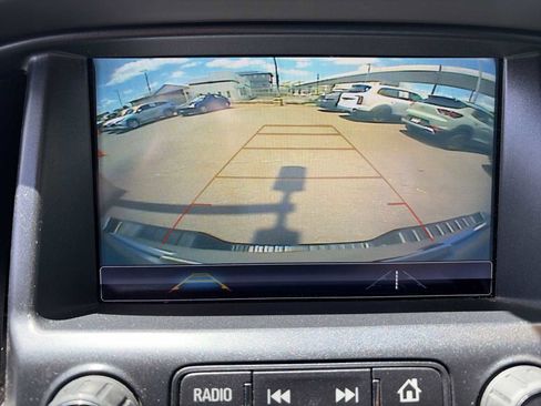 Used 2018 Chevrolet Colorado Z71 w/ Z71 Midnight Edition image 22