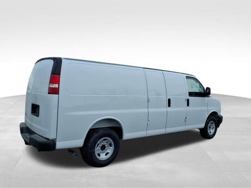 New 2025 Chevrolet Express 3500 Extended w/ Driver Convenience Package RWD image 3