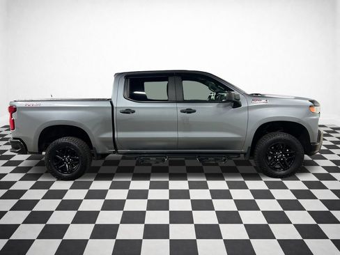 Certified 2021 Chevrolet Silverado 1500 Custom Trail Boss w/ LPO, Dark Essentials Package AWD/4WD image 2