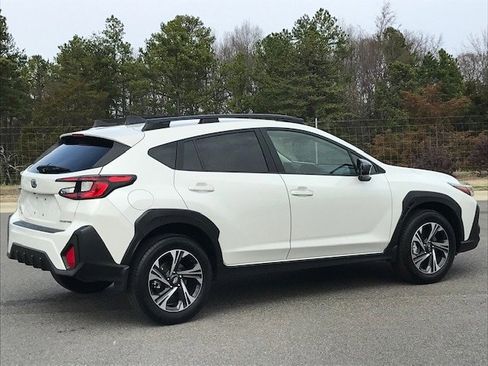 Certified 2024 Subaru Crosstrek 2.0i Premium image 3