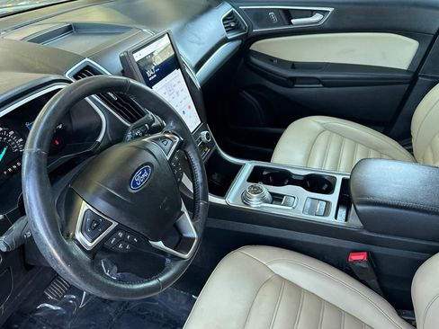 Used 2021 Ford Edge SEL w/ Cargo Accessory Package image 10