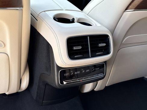 New 2026 Mercedes-Benz GLS 580 4MATIC image 15