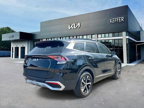 Certified 2025 Kia Sportage EX w/ Premium Package image 8