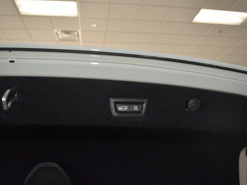 Used 2019 BMW 740i RWD image 13