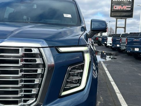 New 2026 GMC Yukon XL Denali image 12