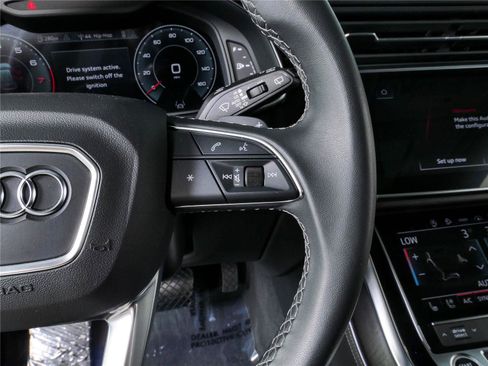 Used 2023 Audi Q8 Premium Plus w/ Premium Plus Package AWD/4WD image 12