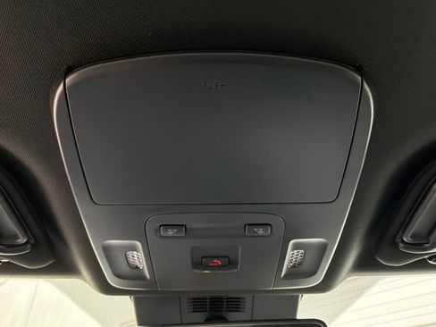 New 2026 Toyota Camry Hybrid FWD image 16