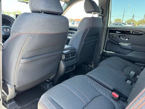 New 2026 Honda Pilot Sport image 13