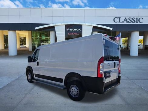Used 2025 RAM ProMaster 2500 w/ U-Haul Equipment Group FWD image 6