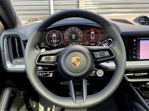 New 2025 Porsche Cayenne Coupe image 7