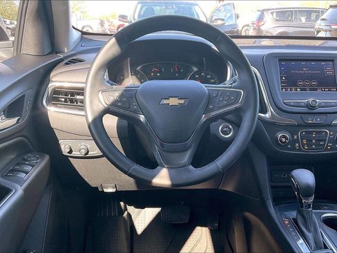 Used 2024 Chevrolet Equinox LT w/ LPO, Floor Liner Package image 5