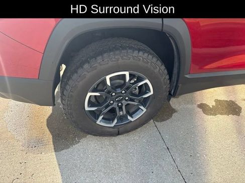 Used 2026 Chevrolet Equinox ACTIV w/ Convenience Package III FWD image 10
