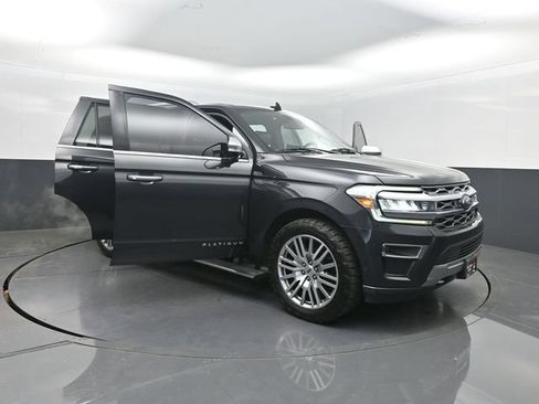 Used 2022 Ford Expedition Platinum AWD/4WD image 38