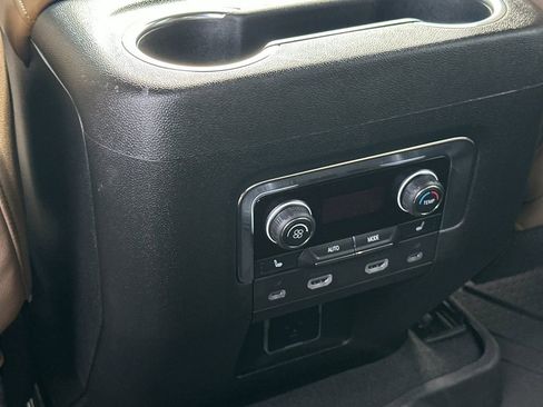 Used 2024 Chevrolet Tahoe Premier w/ Advanced Technology Package image 13