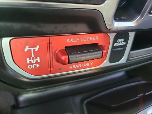 Used 2022 Jeep Gladiator Mojave w/ LED Lighting Group AWD/4WD image 28