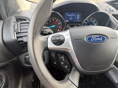 Used 2015 Ford Escape SE image 23
