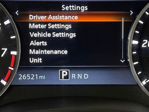 Used 2024 Nissan Frontier SV image 14