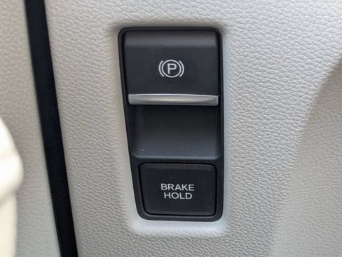 Used 2025 Honda Odyssey Touring image 43