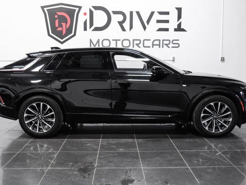 Used 2024 Cadillac Lyriq Sport AWD/4WD image 8