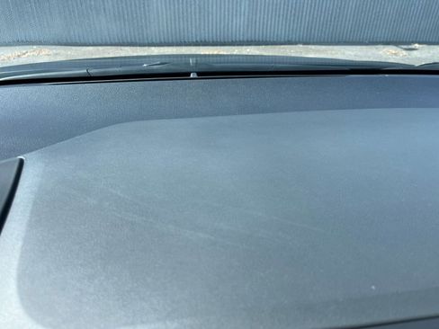 Used 2025 Toyota Corolla LE image 17