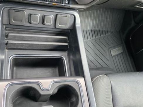 Used 2017 GMC Sierra 3500 SLT image 24