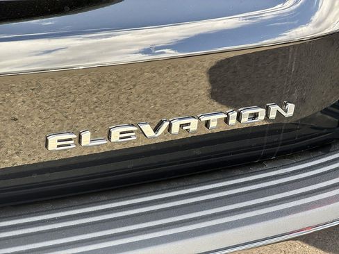 New 2026 GMC Yukon XL Elevation w/ Elevation Premium Package RWD image 31