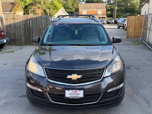 Used 2016 Chevrolet Traverse LS AWD/4WD image 4