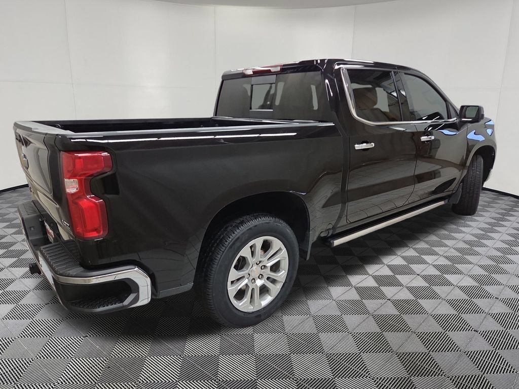 Used 2024 Chevrolet Silverado 1500 LTZ w/ LTZ Convenience Package II AWD/4WD image 4