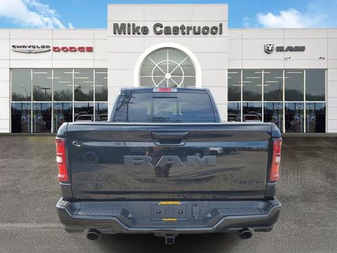 New 2026 RAM 1500 4x4 Crew Cab image 4