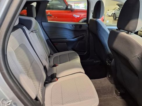 Certified 2022 Ford Escape SE w/ SE Sport Appearance Package FWD image 27