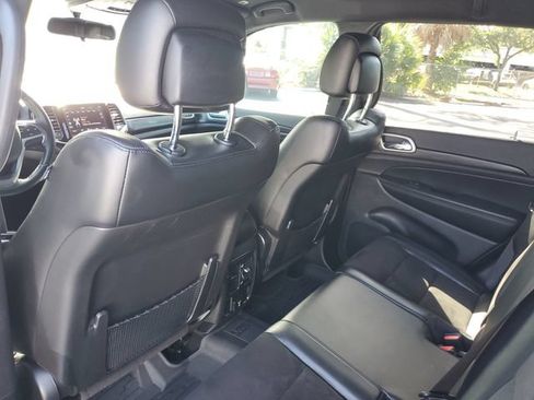 Used 2021 Jeep Grand Cherokee Laredo X RWD image 13